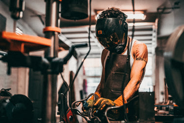 ColsenKeane No. 319 Leather Work Apron | 5/6oz Supple Full Grain Leather | Adjustable Heavy-Duty Utility Shield