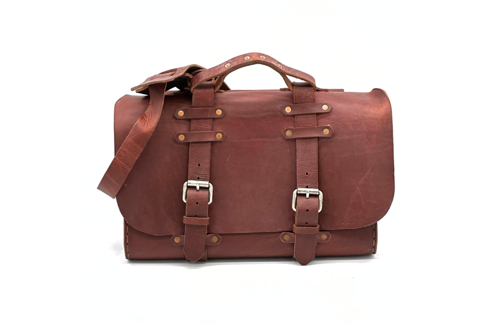 Seasoned No. 4311 - Large Scotch Grunge Leather Satchel with Removable Leather Divider, Large Exterior Pocket, and Luggage Tag