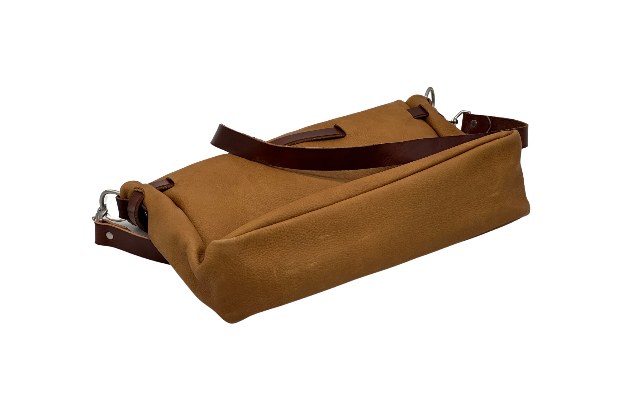 SEASONED No. 4320 Large Mailbag in Denali Tan with Interior Pocket