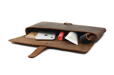 ColsenKeane No. 317 Leather Clutch | 5/6oz Full Grain Leather | Minimalist Envelope Clutch