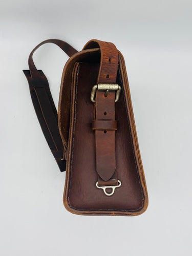 Seasoned No. 4311 - Standard Scotch Grunge Leather Satchel with Rear Insert