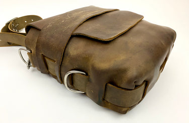Seasoned No. 312 - The Traveler in Crazy Horse w/ Rear Insert + Luggage Tag