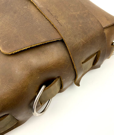 Seasoned No. 312 - The Traveler in Crazy Horse w/ Rear Insert + Luggage Tag